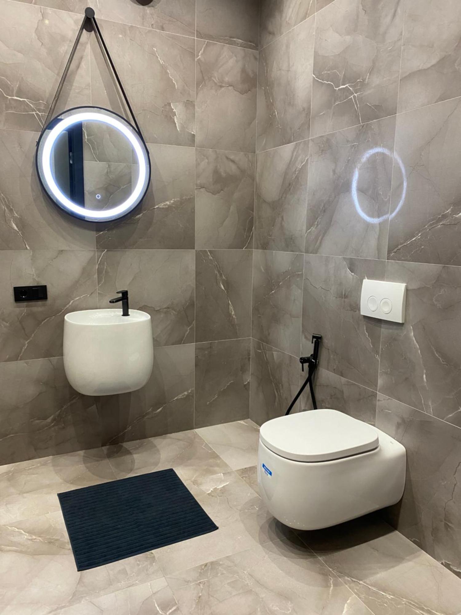 Delmar Lux центр * Dnipro